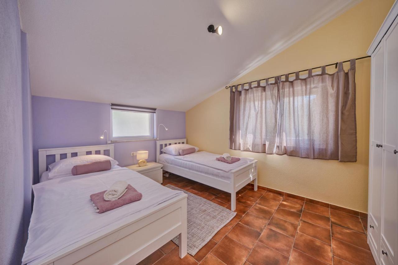 Anovi Holiday Homes By Litto โตรกีร์ ภายนอก รูปภาพ