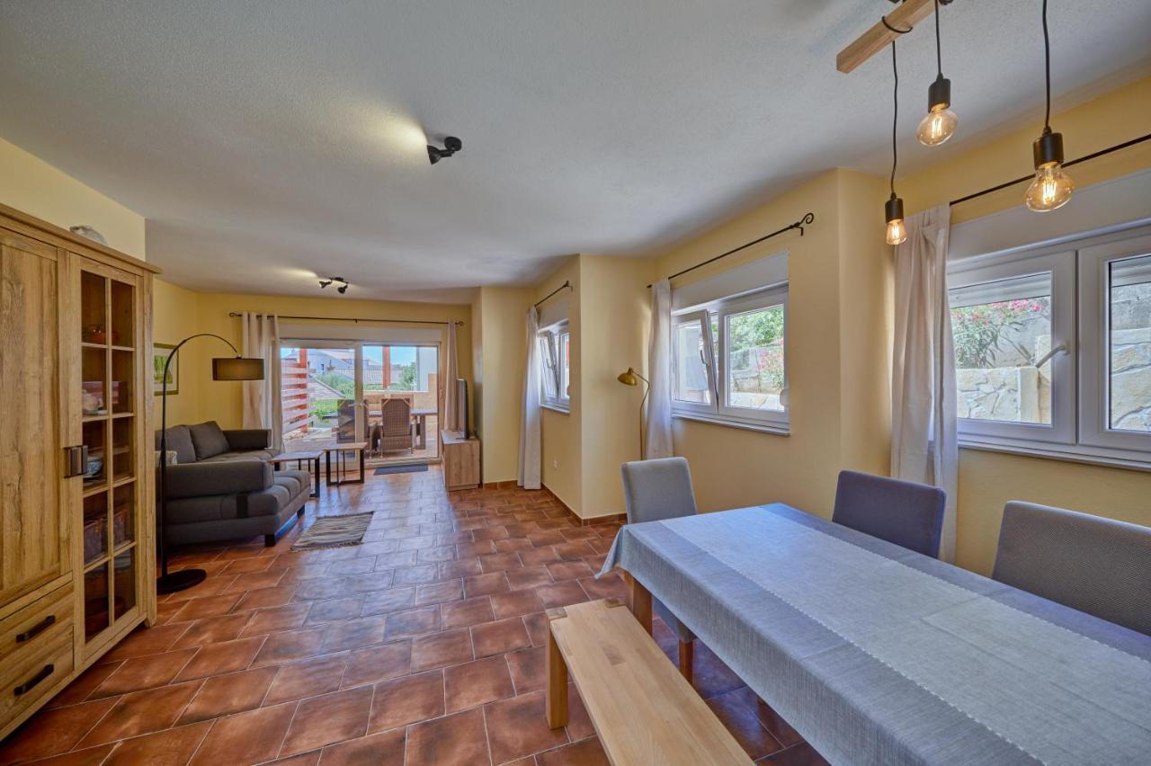 Anovi Holiday Homes By Litto โตรกีร์ ภายนอก รูปภาพ